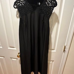 Eshakti Size 12 Sleeveless Black Dress
